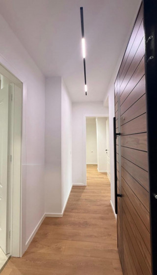 APARTAMENT 1+1 ME QERA TE 21 DHJETORI &mdash; 2