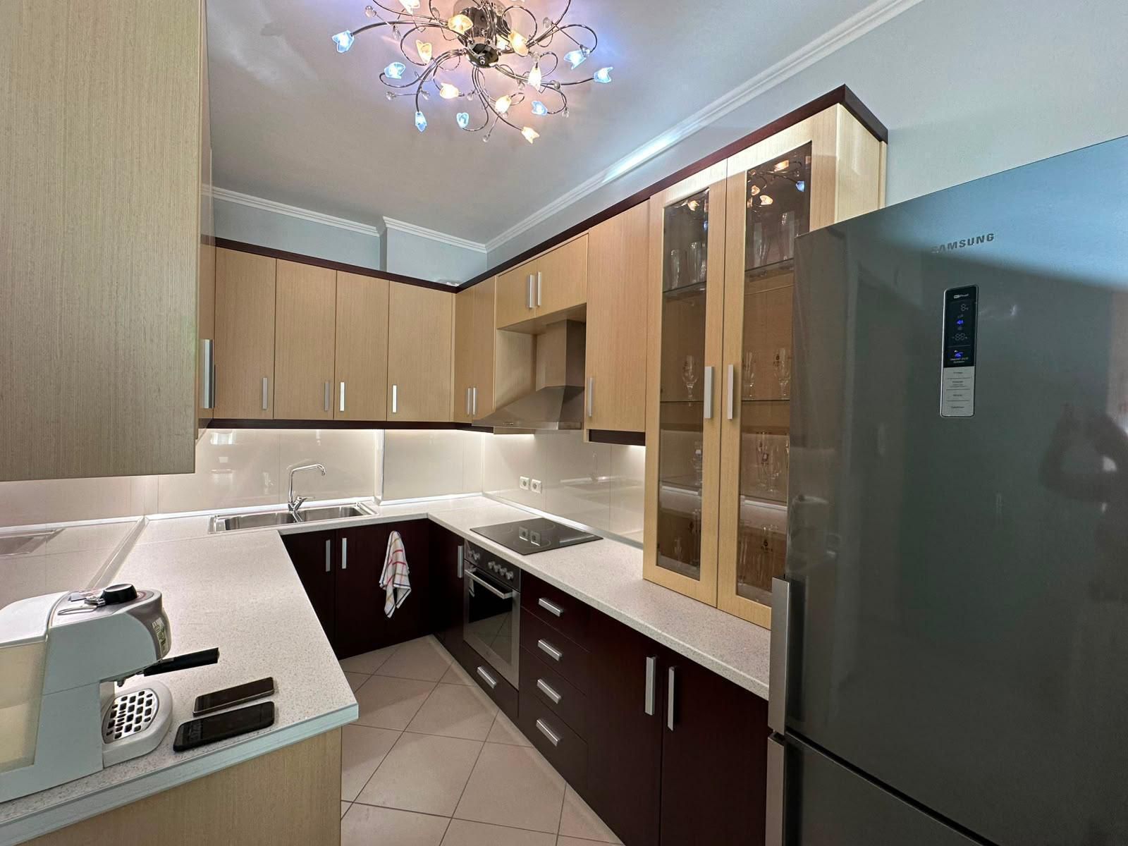 APARTAMENT 2+1+2 ME QERA KOPESHTI BOTANIK