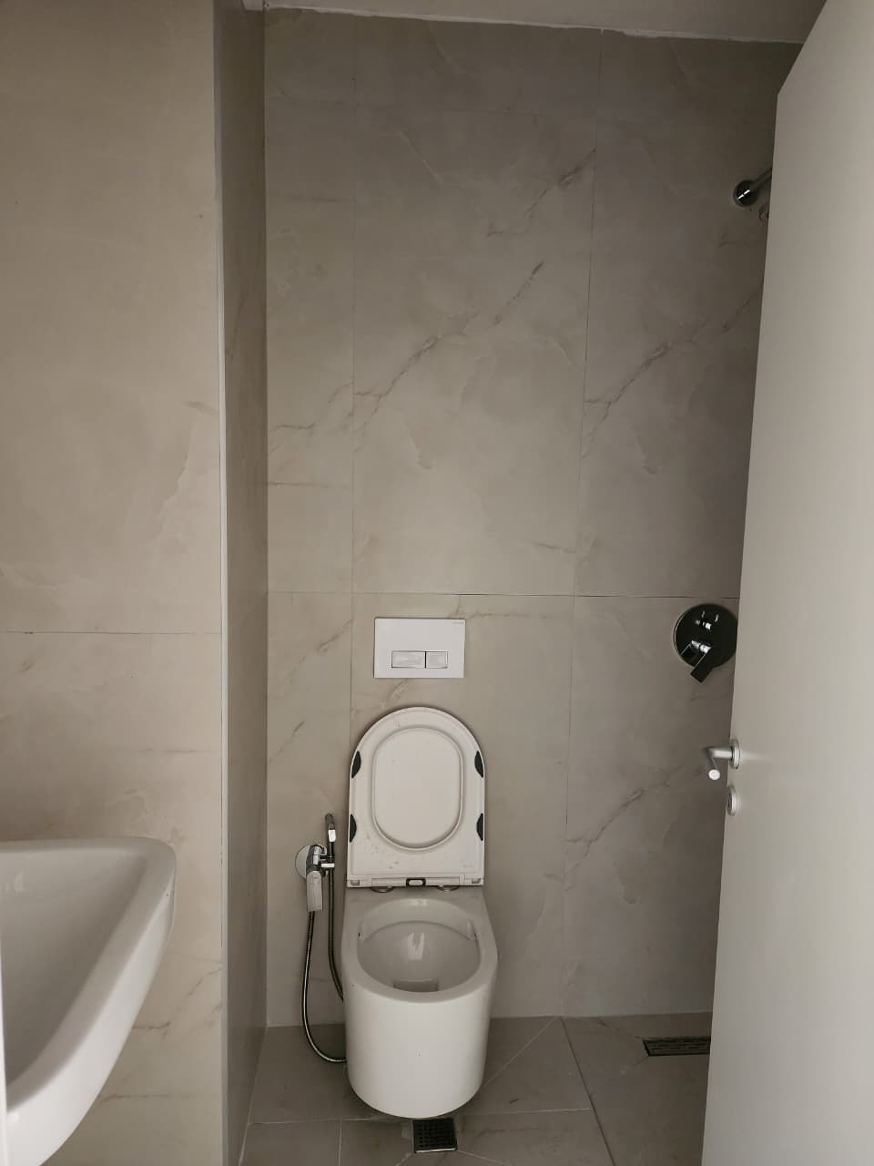 APARTAMENT 1+1 NE SHITJE NE ALI DEM