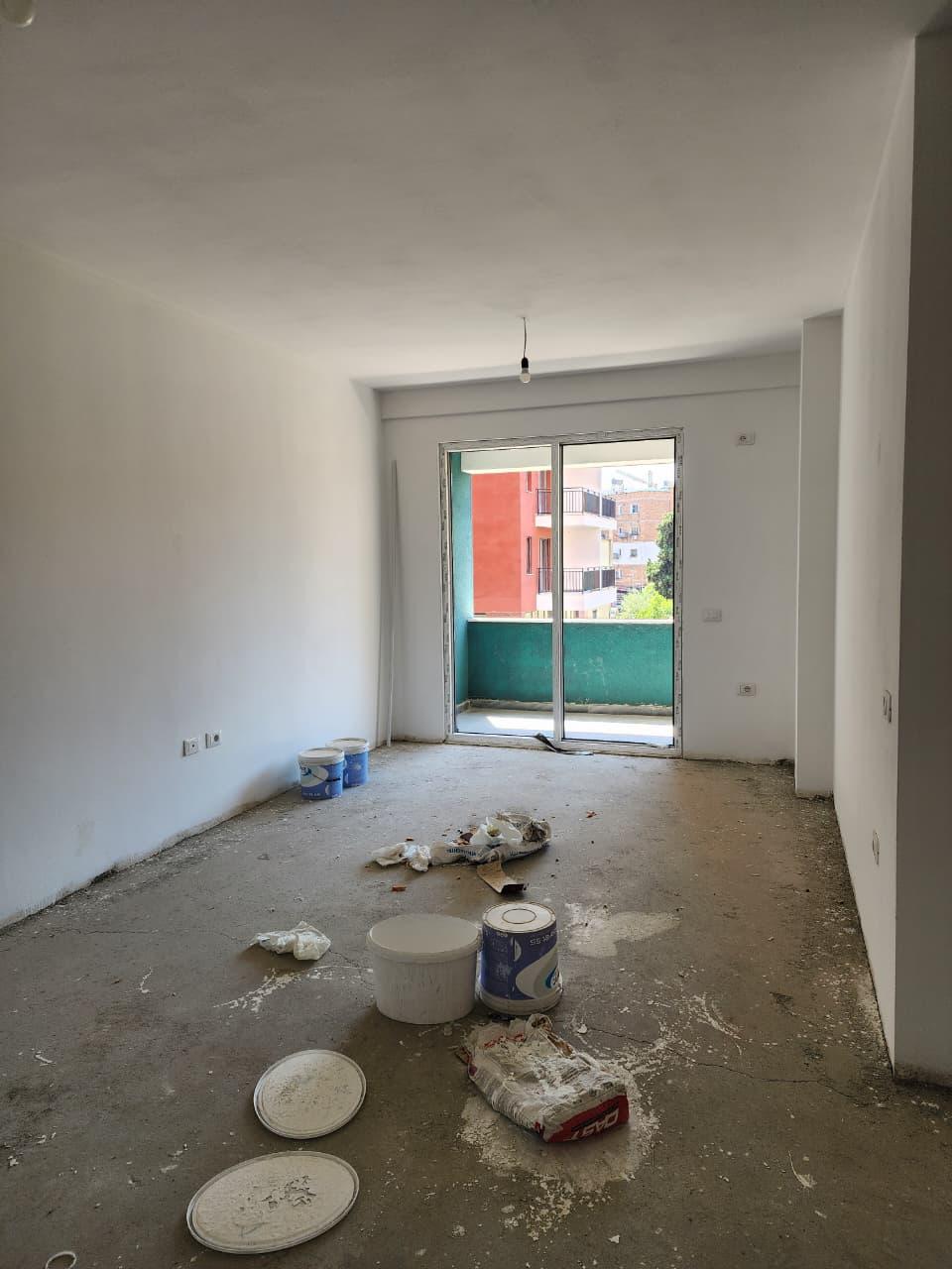 APARTAMENT 2+1 NE SHITJE TE OXHAKU