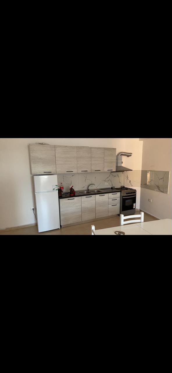 APARTAMENT 2+1 ME QERA ASTIR