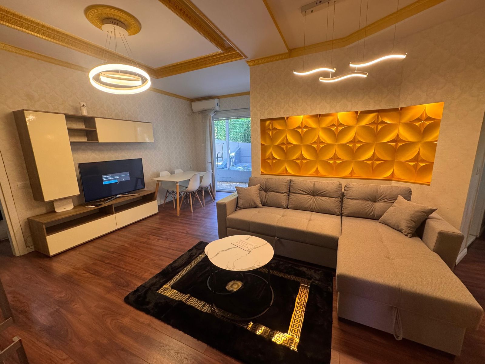 APARTAMENT 2+1 + VERANDE NE SHITJE TE LIQENI I THATE