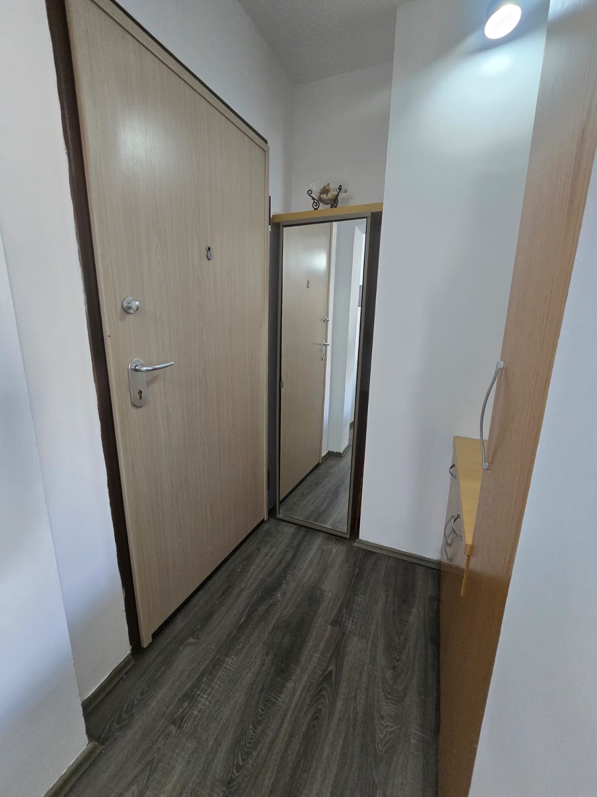 APARTAMENT 2+1 NE SHITJE TE FUSHA E AVIACIONIT