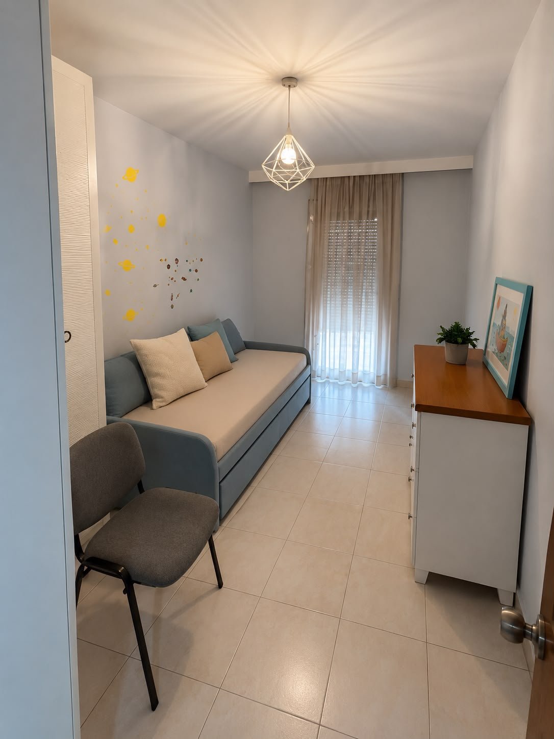 APARTAMENT 3+1 ME QERA QYTET STUDENTI
