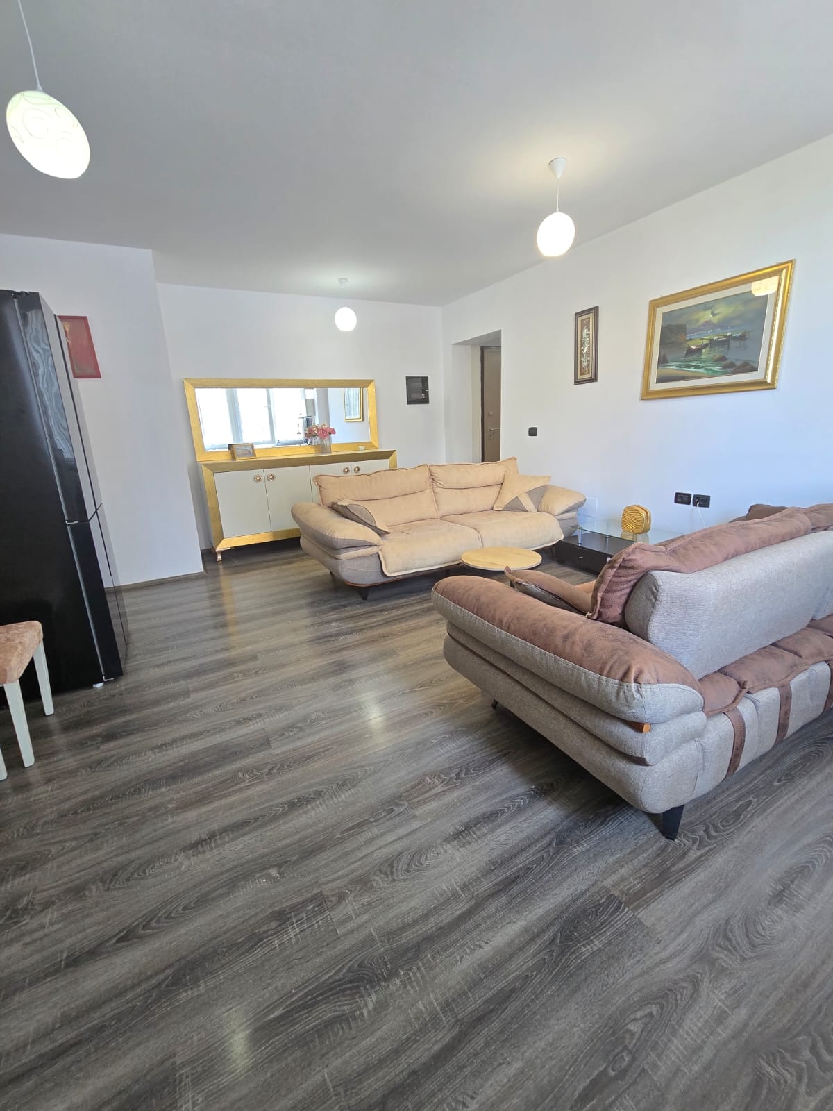APARTAMENT 2+1 NE SHITJE TE FUSHA E AVIACIONIT