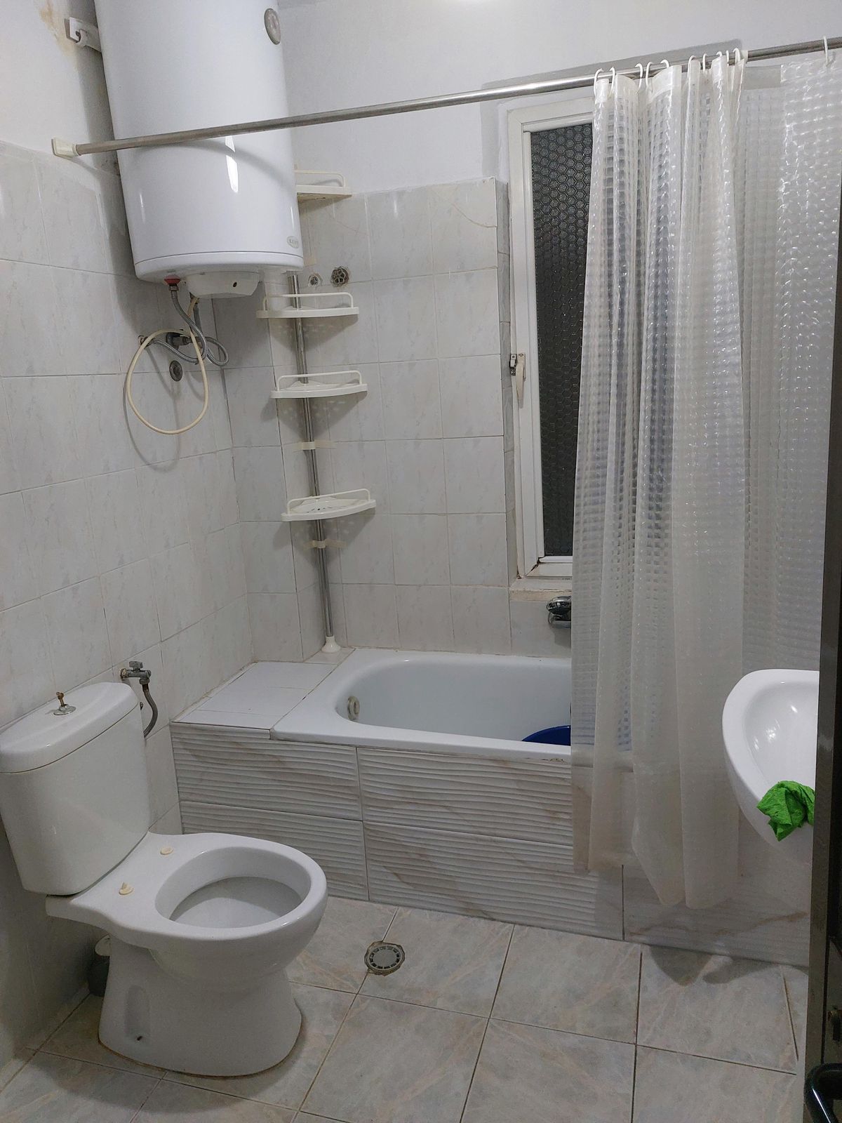 APARTAMENT 1+1 NE SHITJE NE KINOSTUDIO