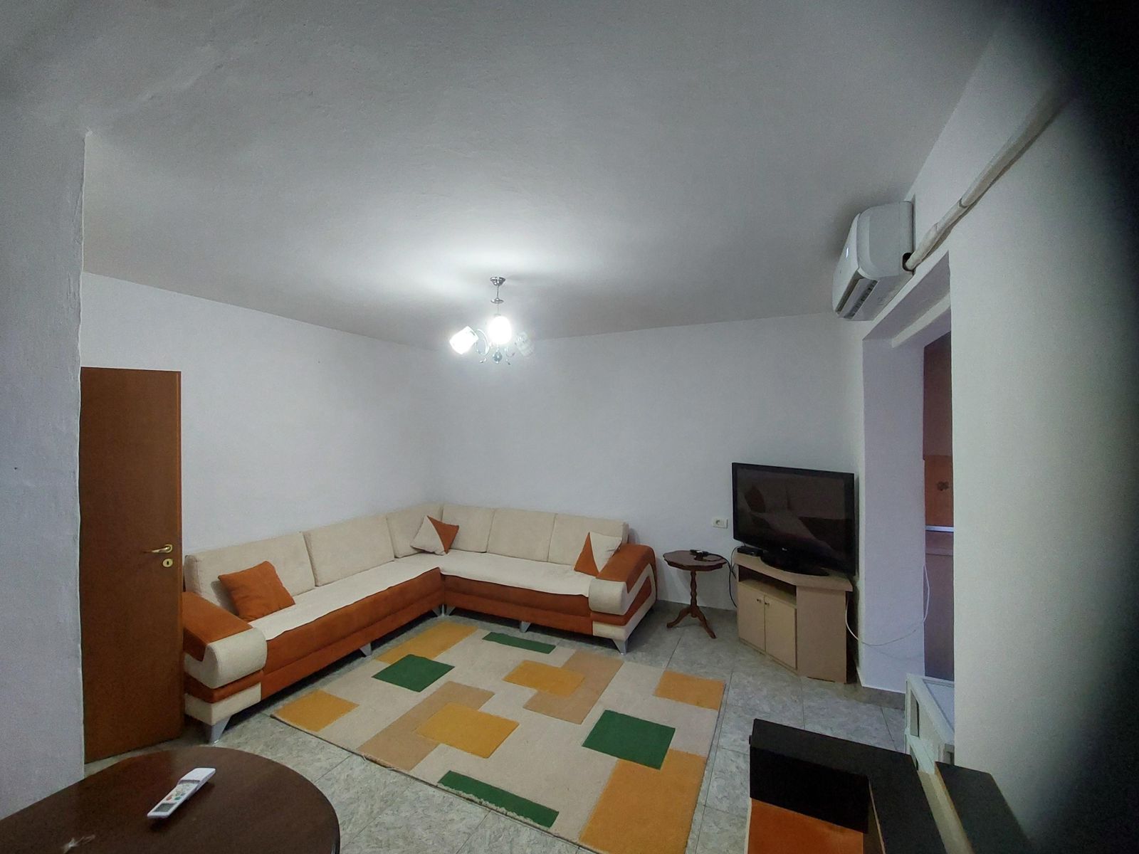 APARTAMENT 1+1 NE SHITJE NE KINOSTUDIO