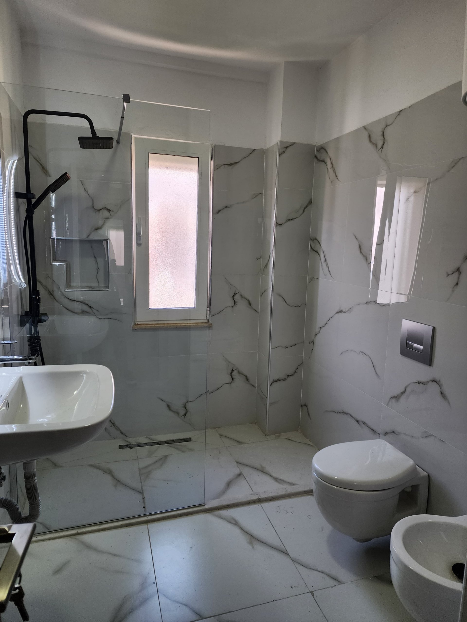 APARTAMENT 2+1+DEPO NE SHITJE TE SHKOLLA BAJRAM CURRI