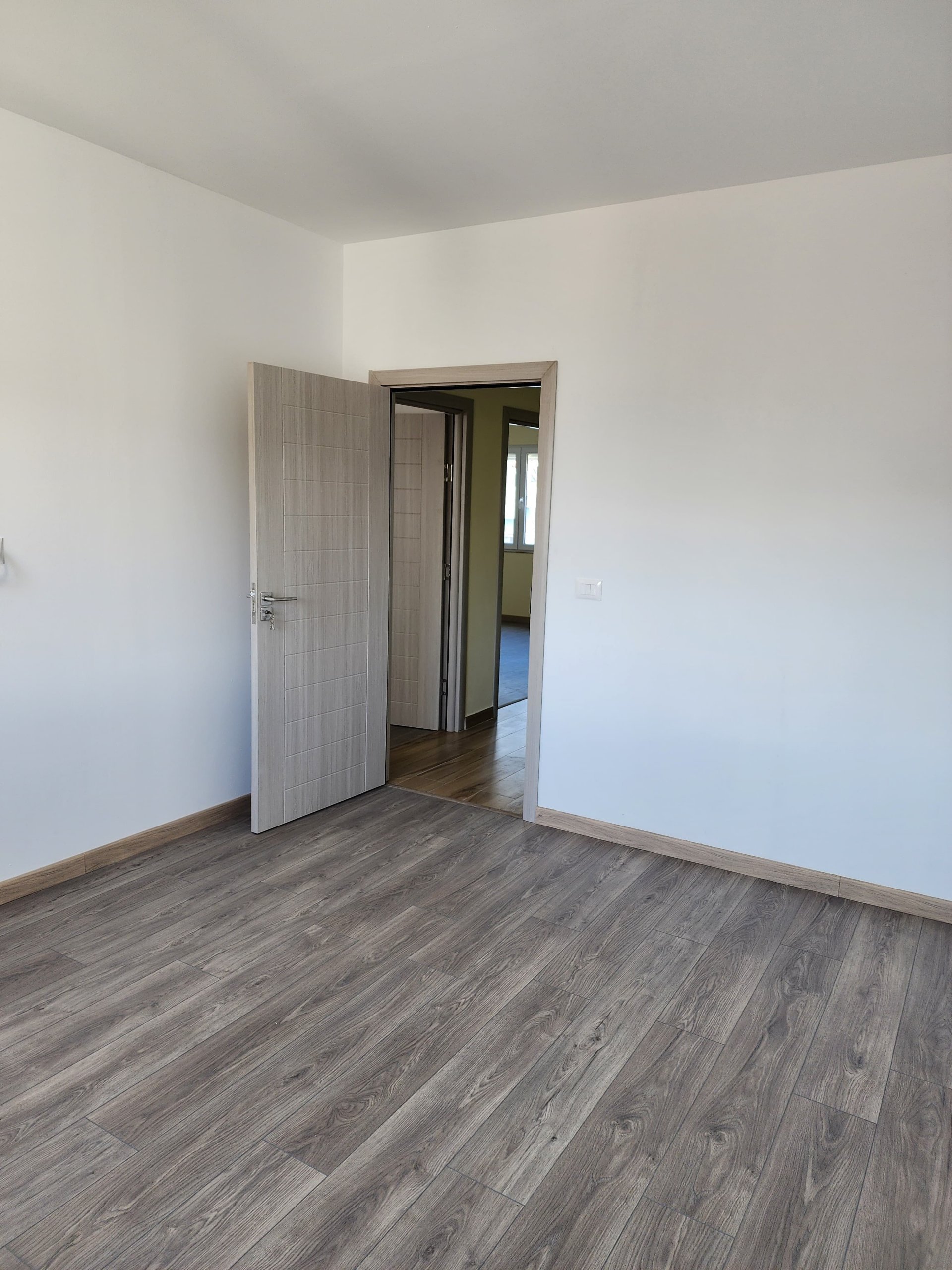 APARTAMENT 2+1+DEPO NE SHITJE TE SHKOLLA BAJRAM CURRI