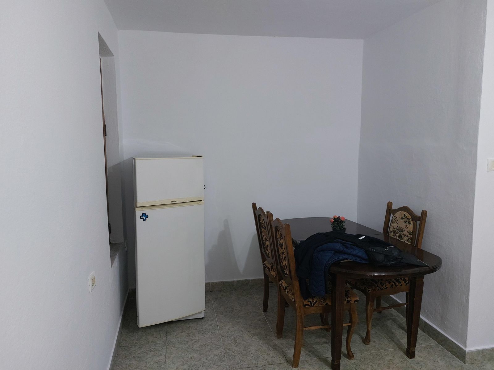 APARTAMENT 1+1 NE SHITJE NE KINOSTUDIO