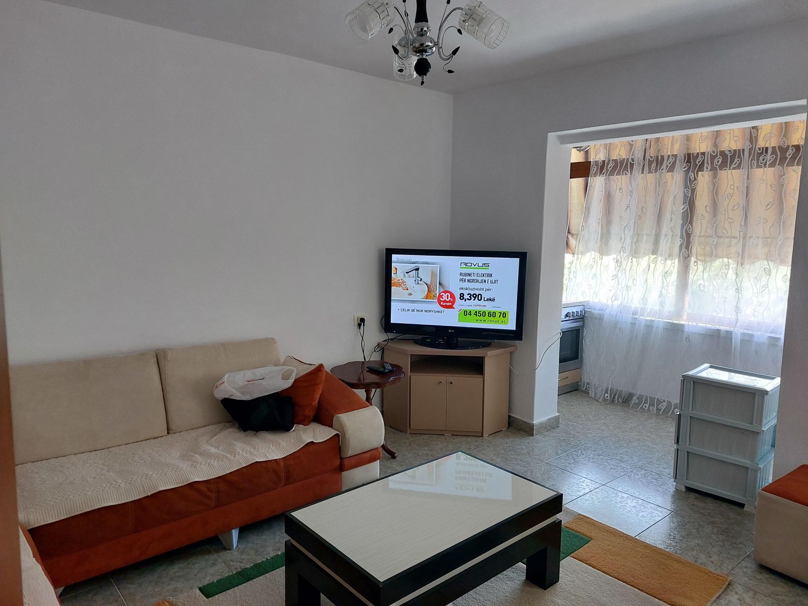 APARTAMENT 1+1 NE SHITJE NE KINOSTUDIO