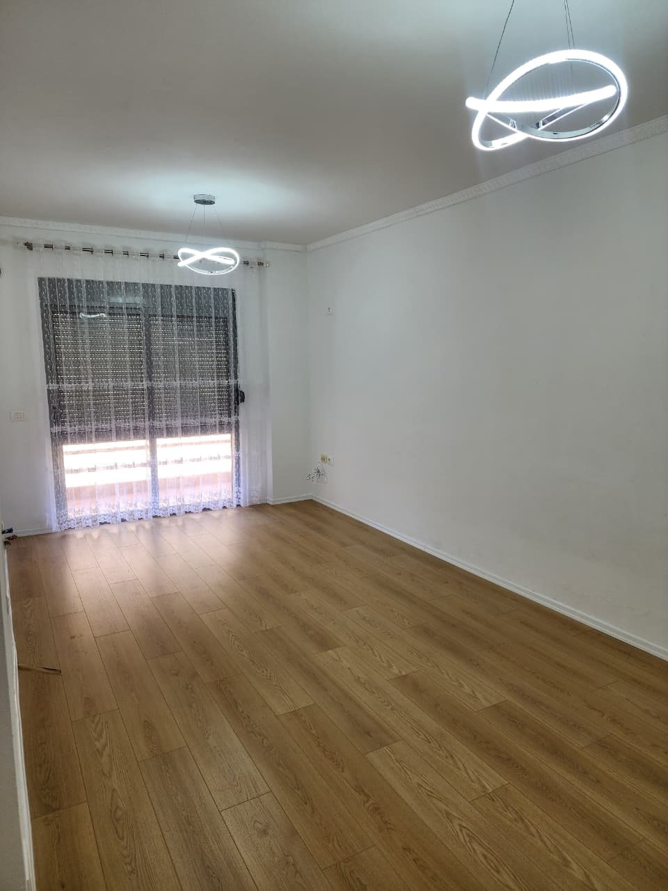 APARTAMENT 2+1+2 NE SHITJE NE FRESK